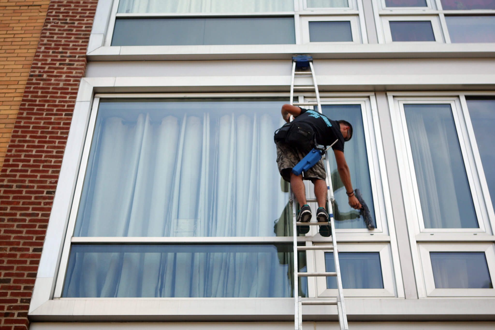 PRIME WINDOW CLEANING