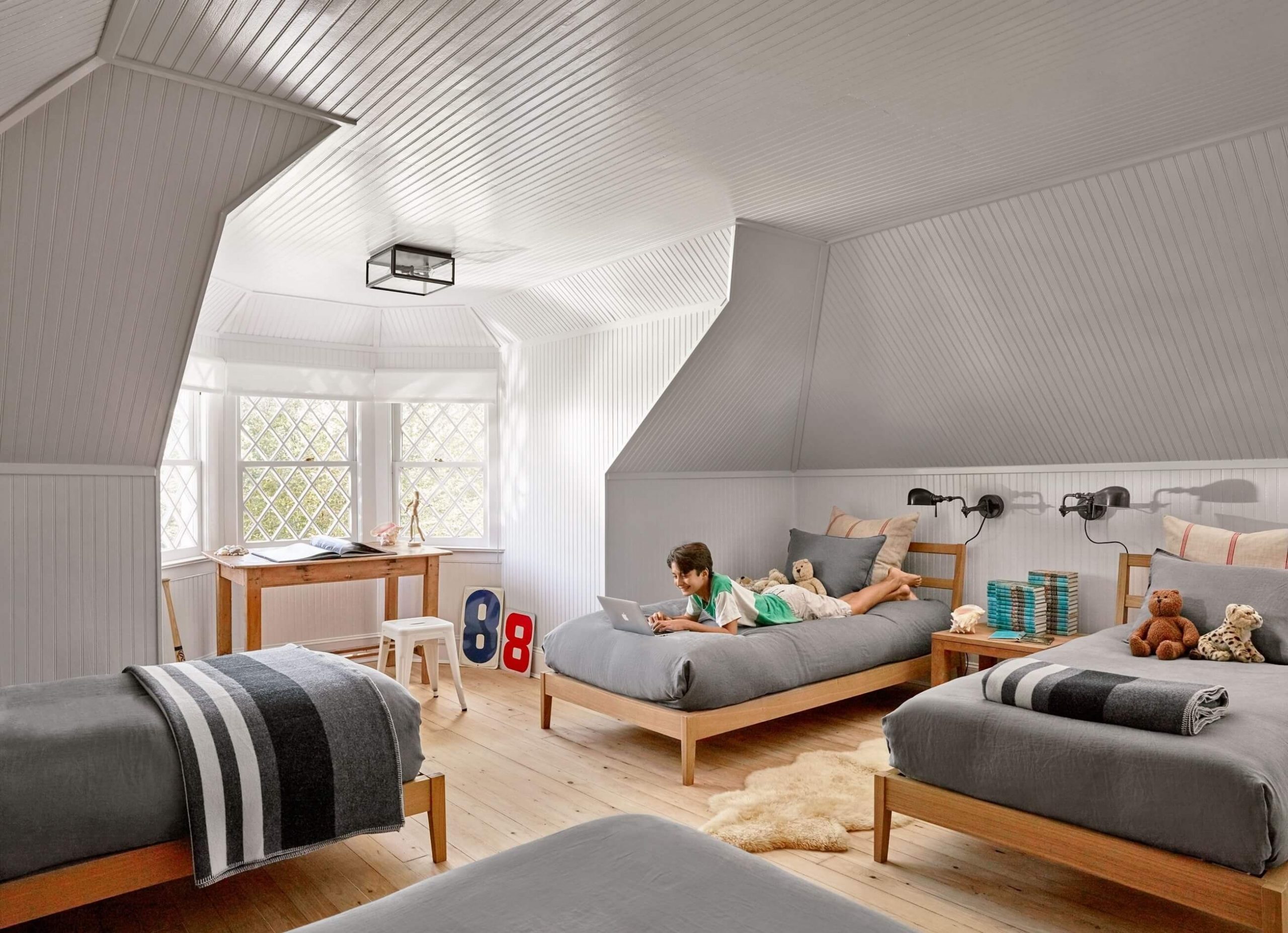 10 Beautiful Boys Bedroom Ideas For Small Rooms