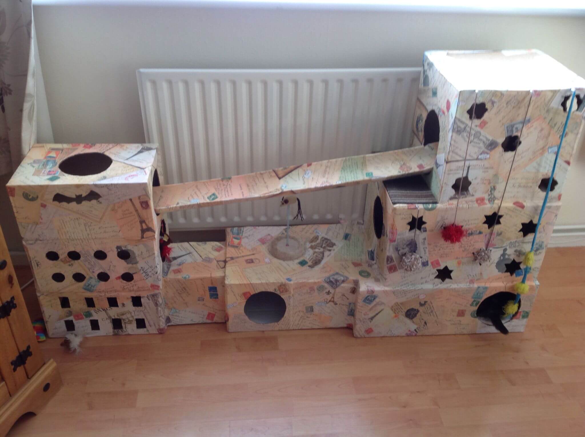 DIY Cardboard Cat Playroom