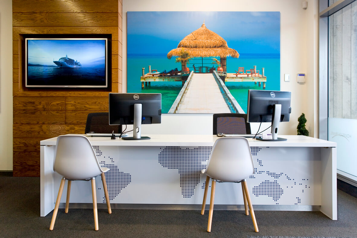 ultimate travel office