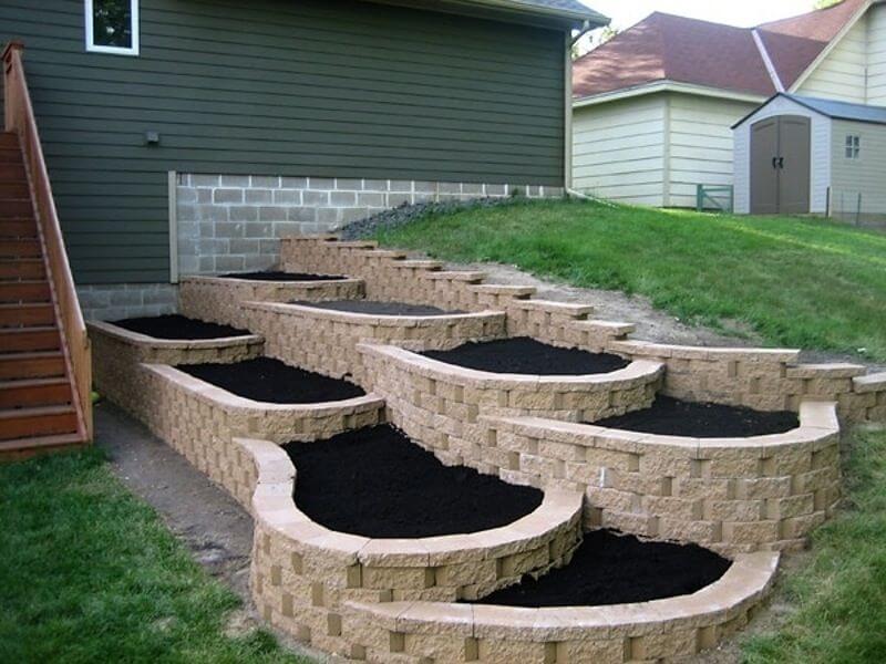 Tiered block beds