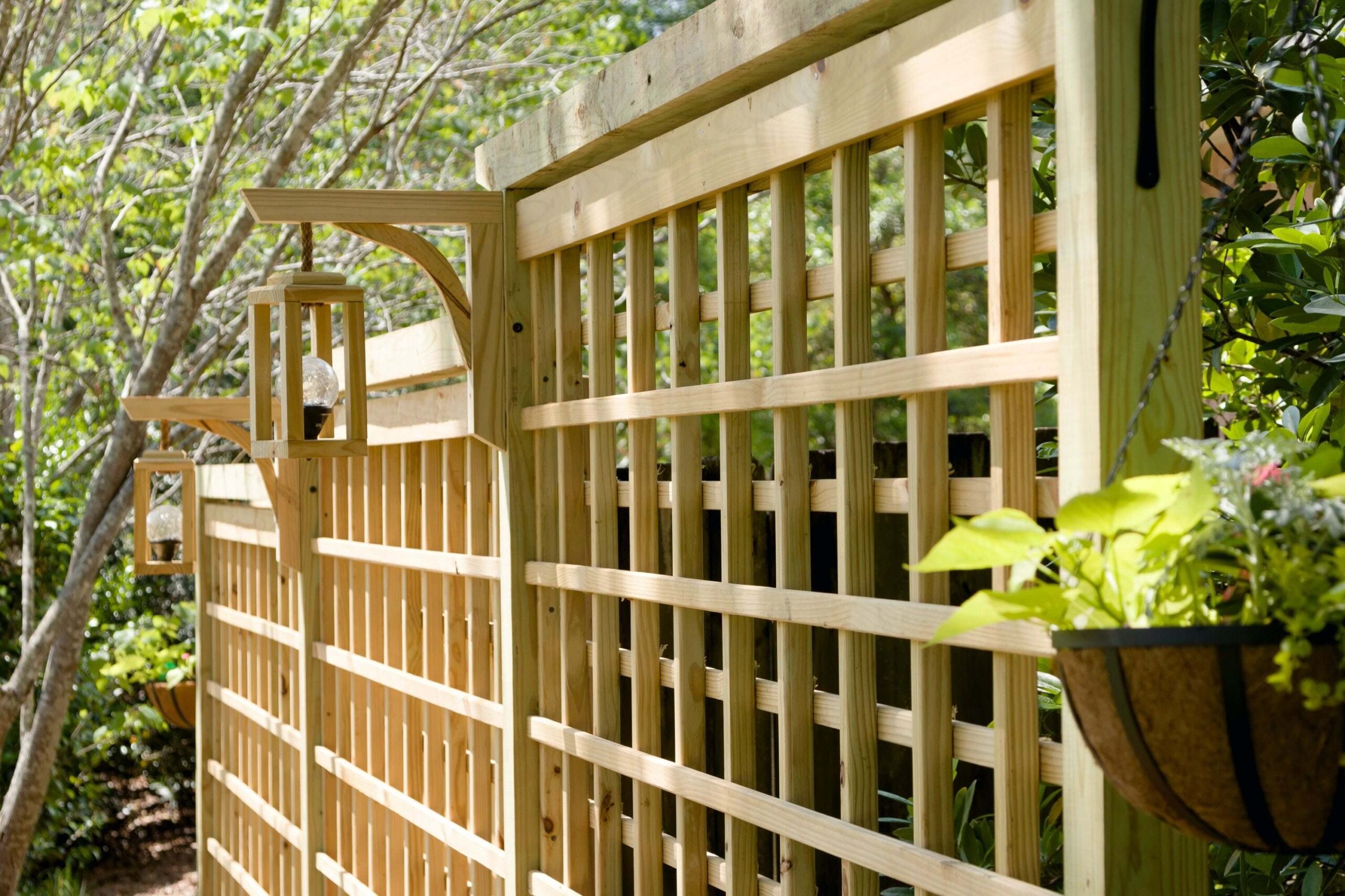 Horizontal wooden trellis