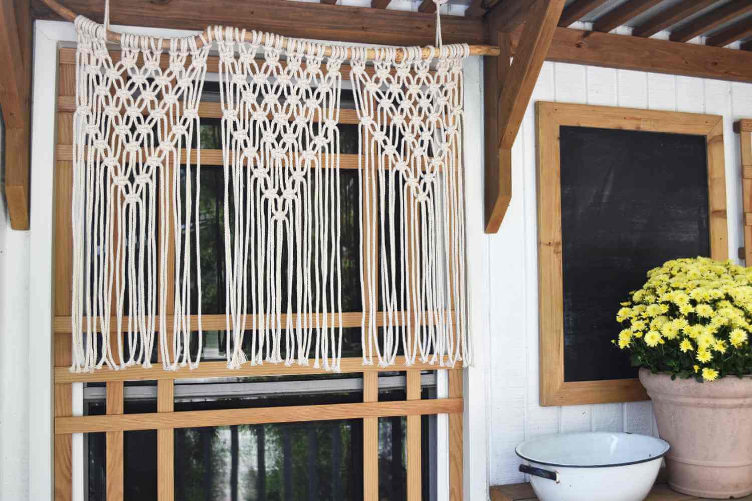 Macrame curtain