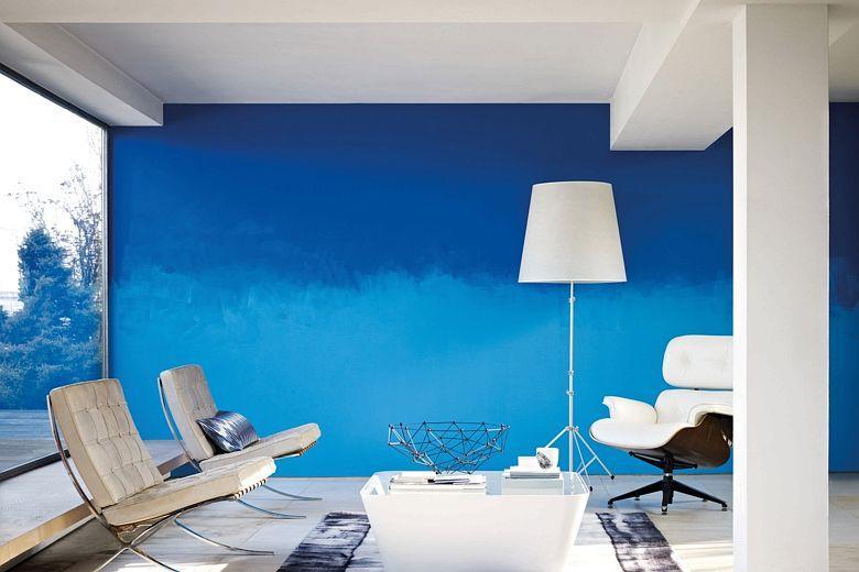 Two Tones of Blue og living room