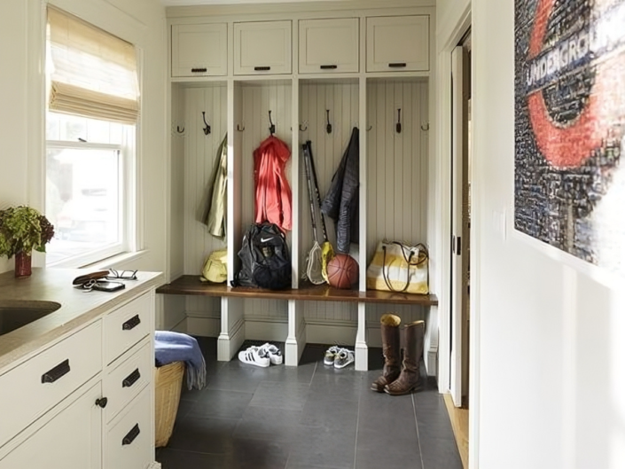 Optimum Usage mudroom 12