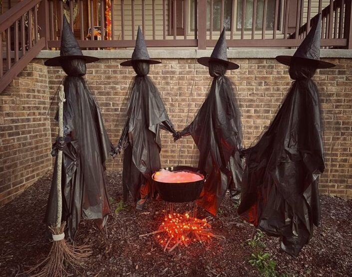 witch Surround fire Spooky Forest vibe