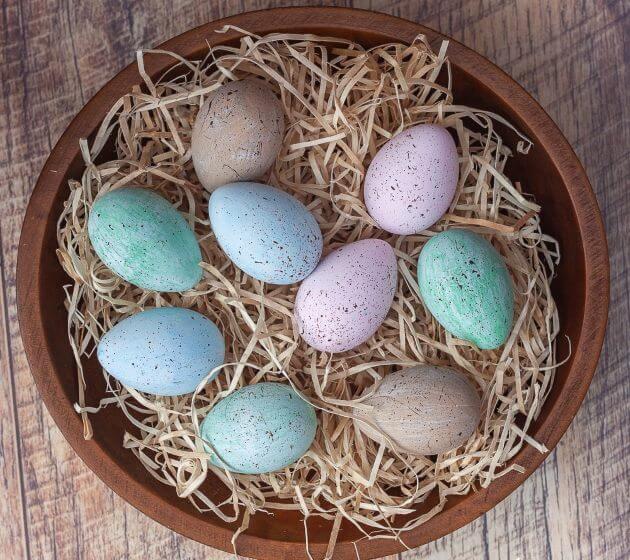 Speckled easter eggs