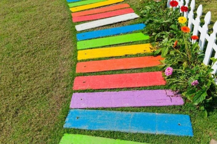 painted sturdy wooden Walkway